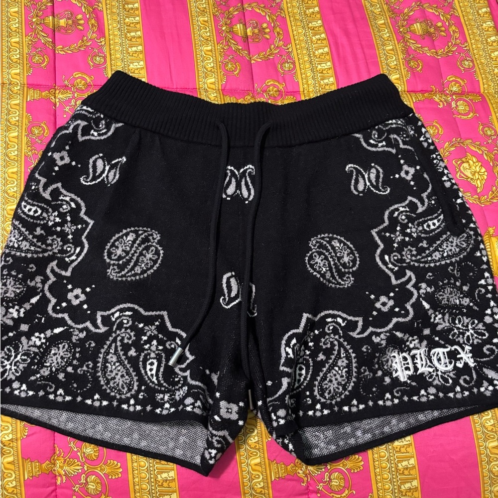Black Paisley Knit Shorts - Women